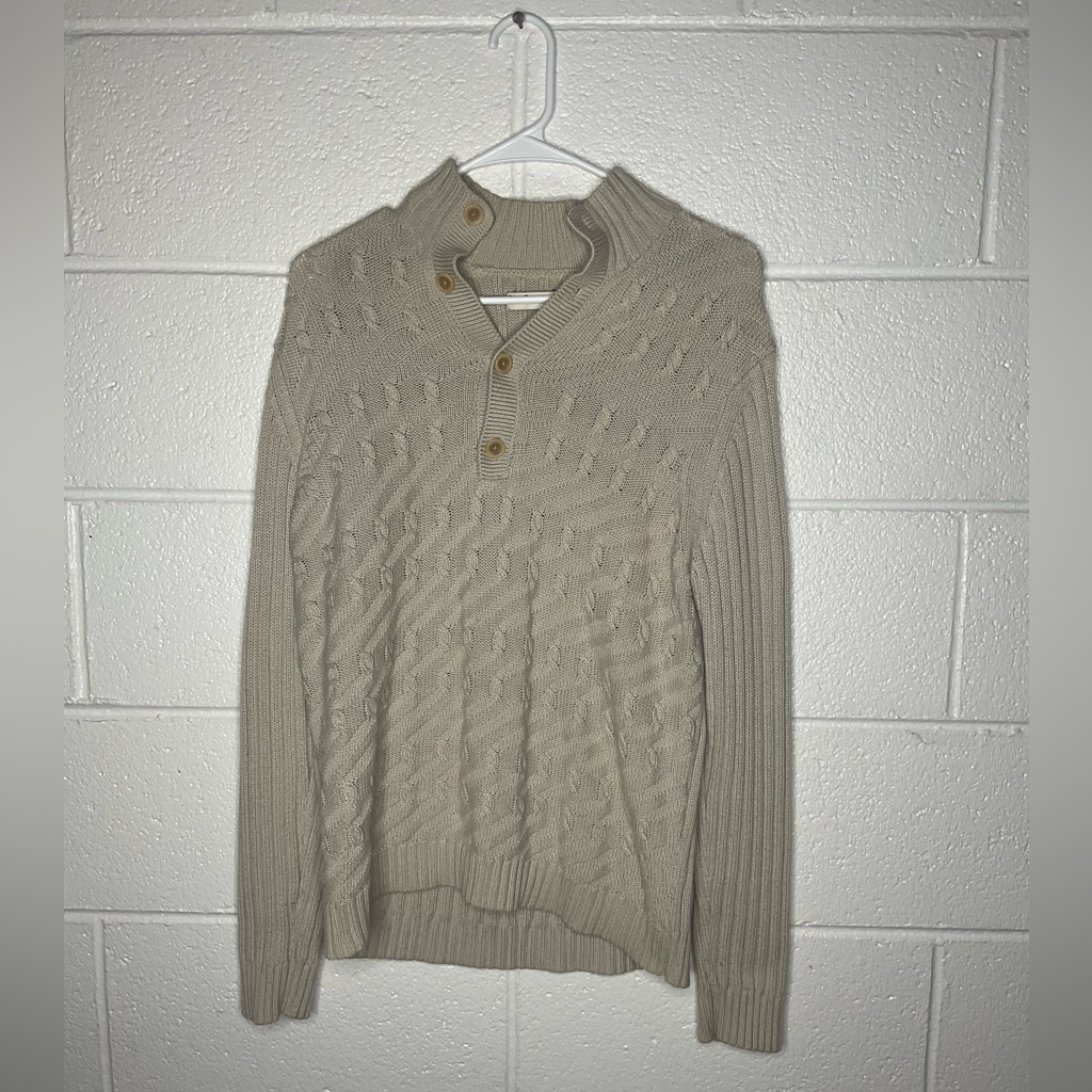 < Perry Ellis Sill Blend Sweater >